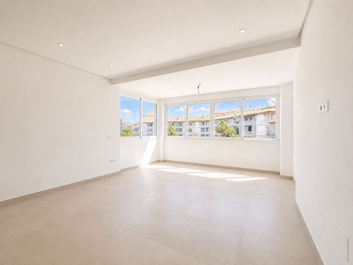 Nueva Andalucia Marbella apartment 3 Bedrooms