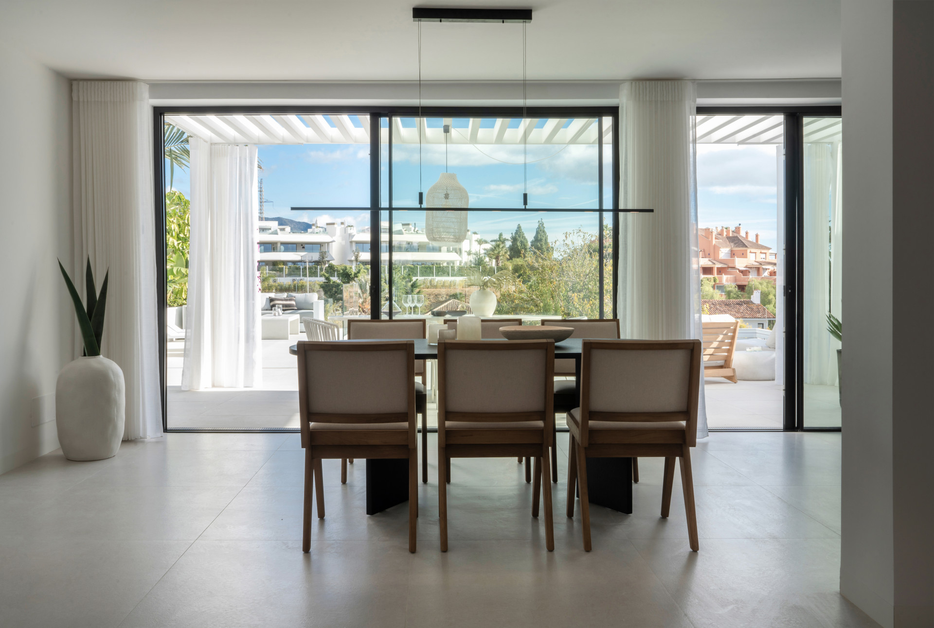 Nueva Andalucia Marbella villa 5 Bedrooms