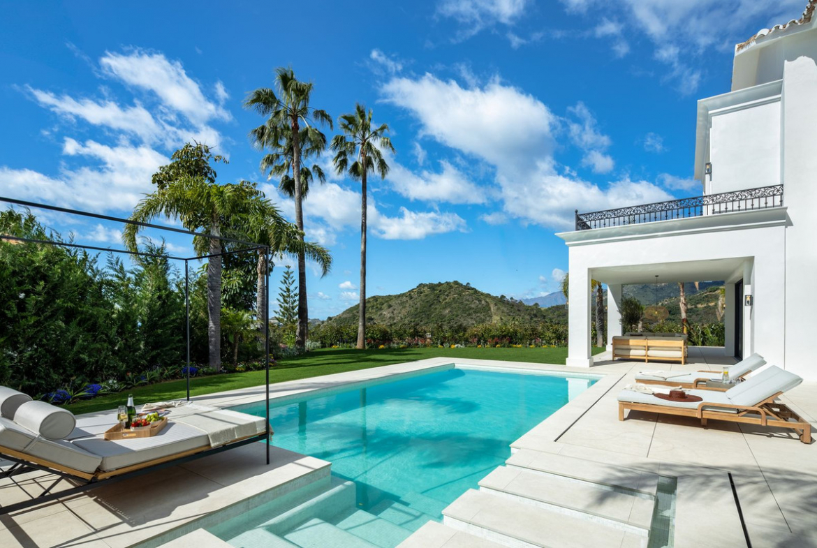 Los Arqueros Benahavis villa 5 Bedrooms