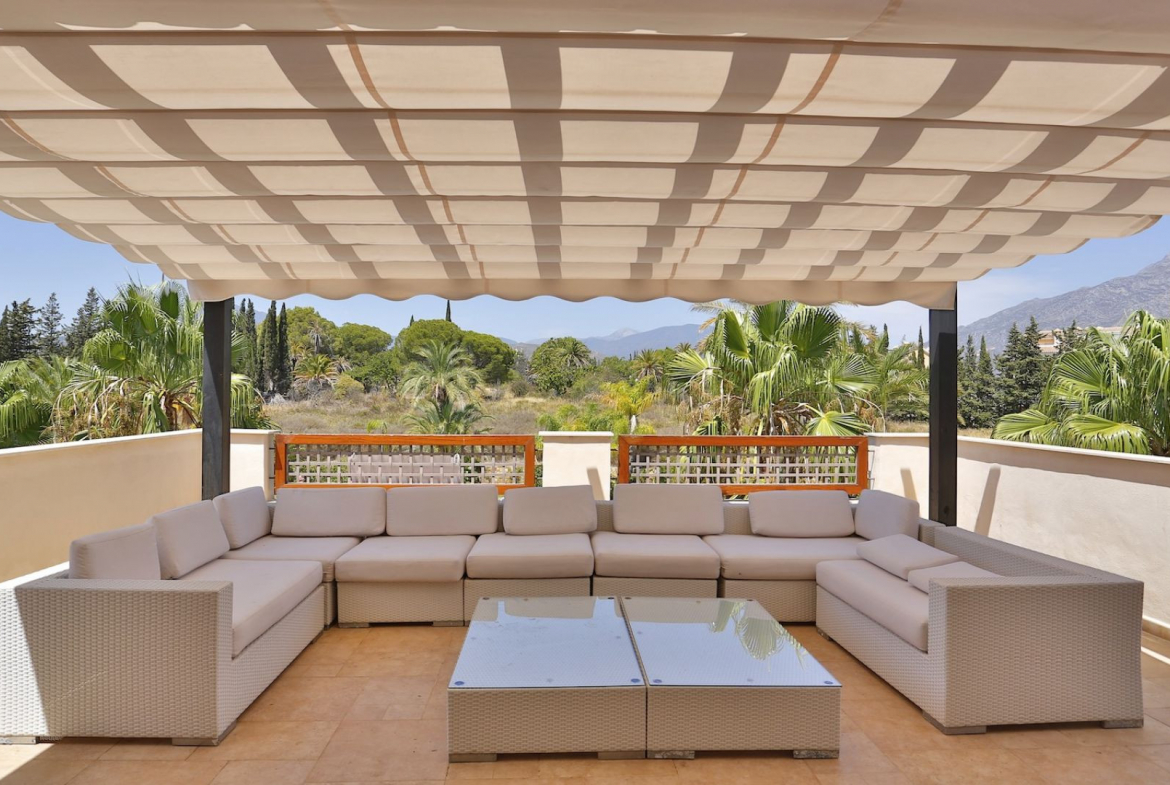 Nueva Andalucia Marbella penthouse 2 Bedrooms