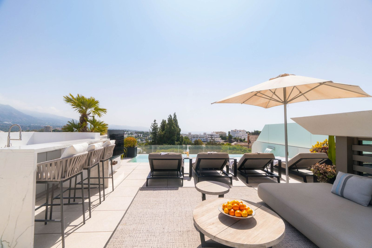Nueva Andalucia Marbella villa 3 Bedrooms