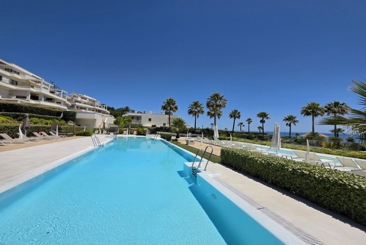 New Golden Mile Estepona townhouse 4 Bedrooms