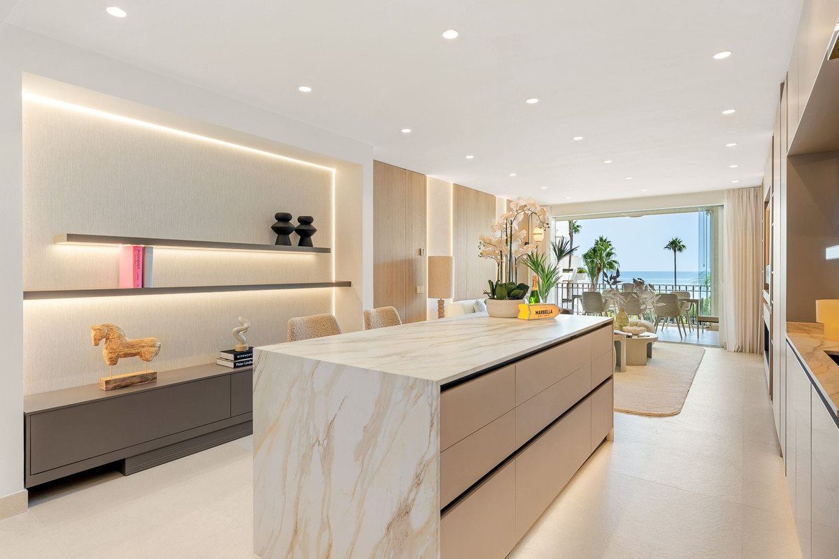 New Golden Mile Estepona apartment 3 Bedrooms