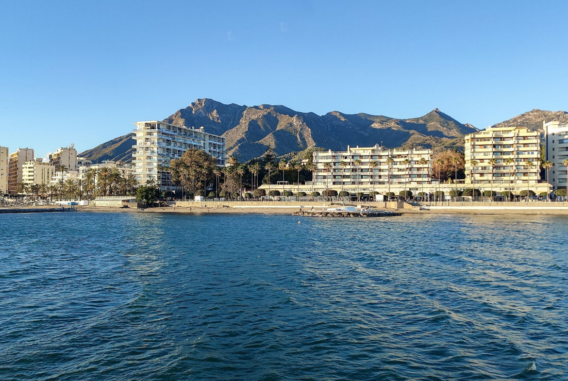 Marbella plot  Bedrooms