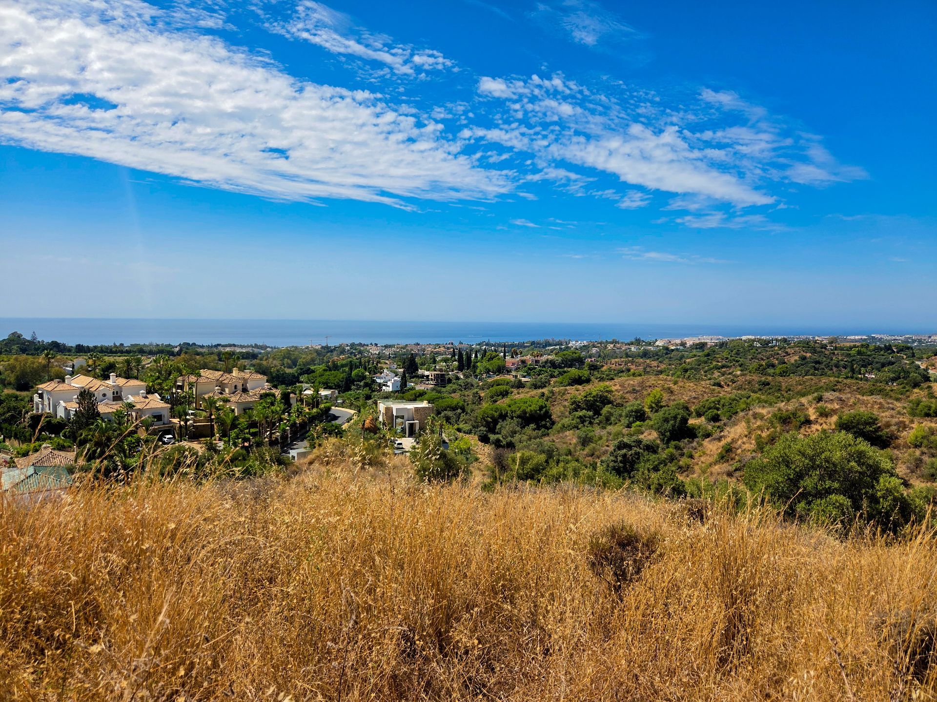 luxo-estate-10 Marbella plot Bedrooms