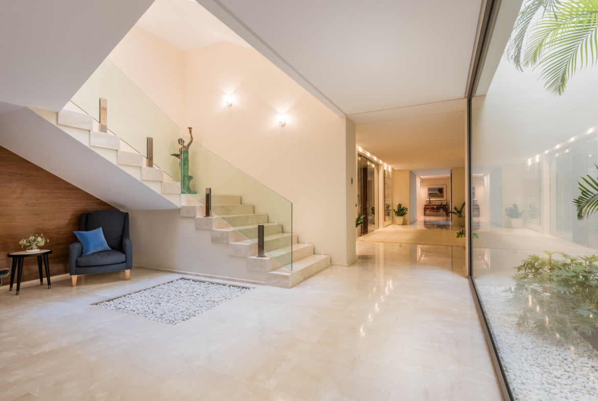 Luxury Mansion for Sale in Sierra Blanca Marbella