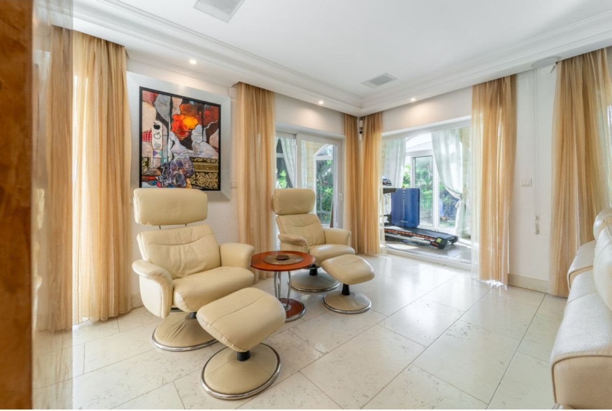 El Rosario Marbella villa 5 Bedrooms