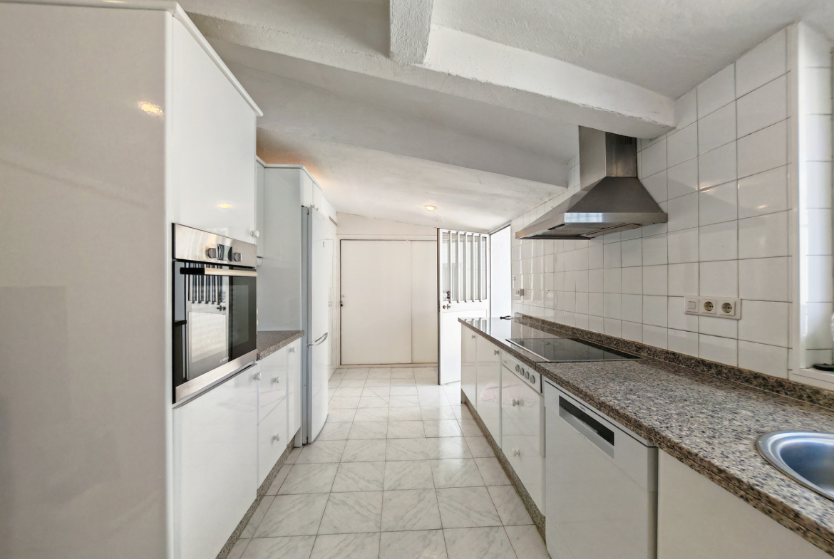 Guadalmina Baja San Pedro Alcantara villa 4 Bedrooms