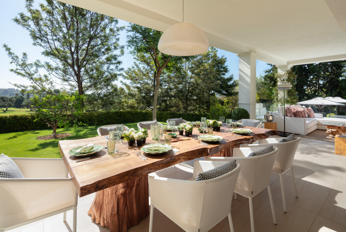Nueva Andalucia Marbella villa 6 Bedrooms
