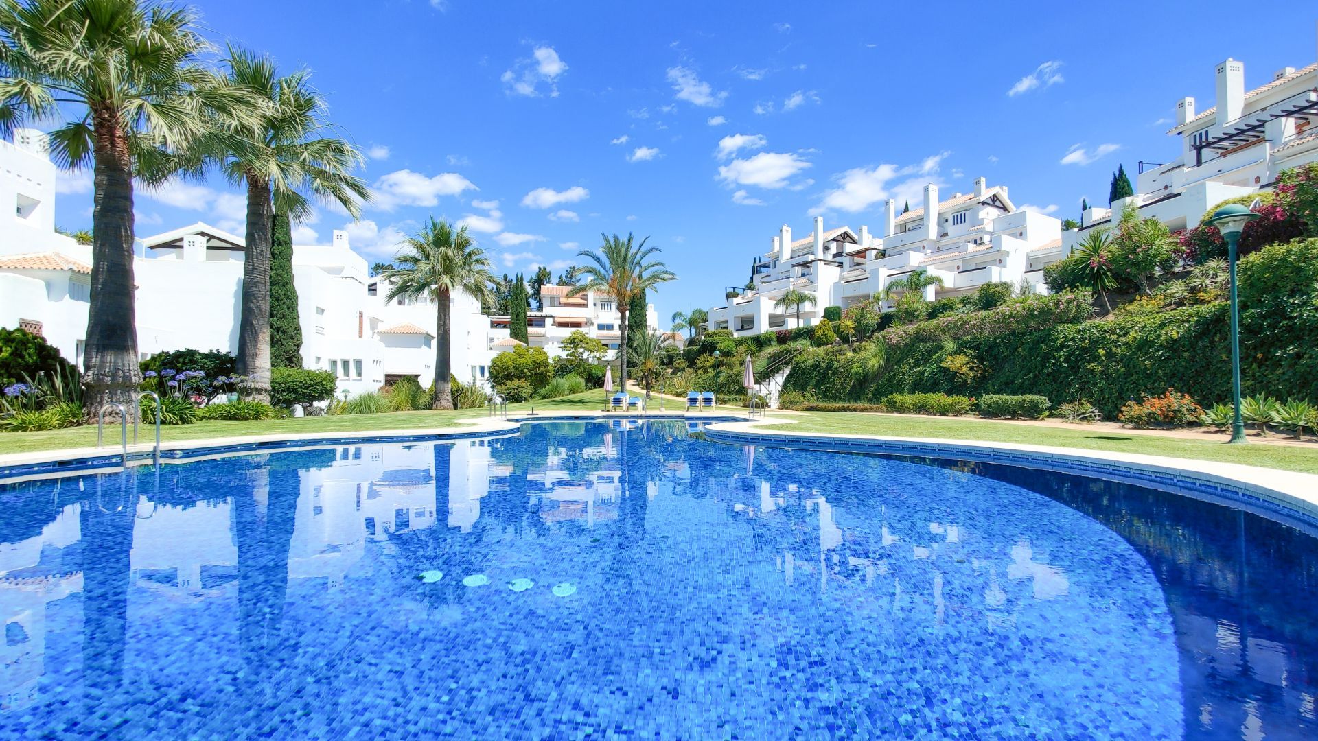 luxo-estate-11 Rio Real Marbella apartment 6 Bedrooms