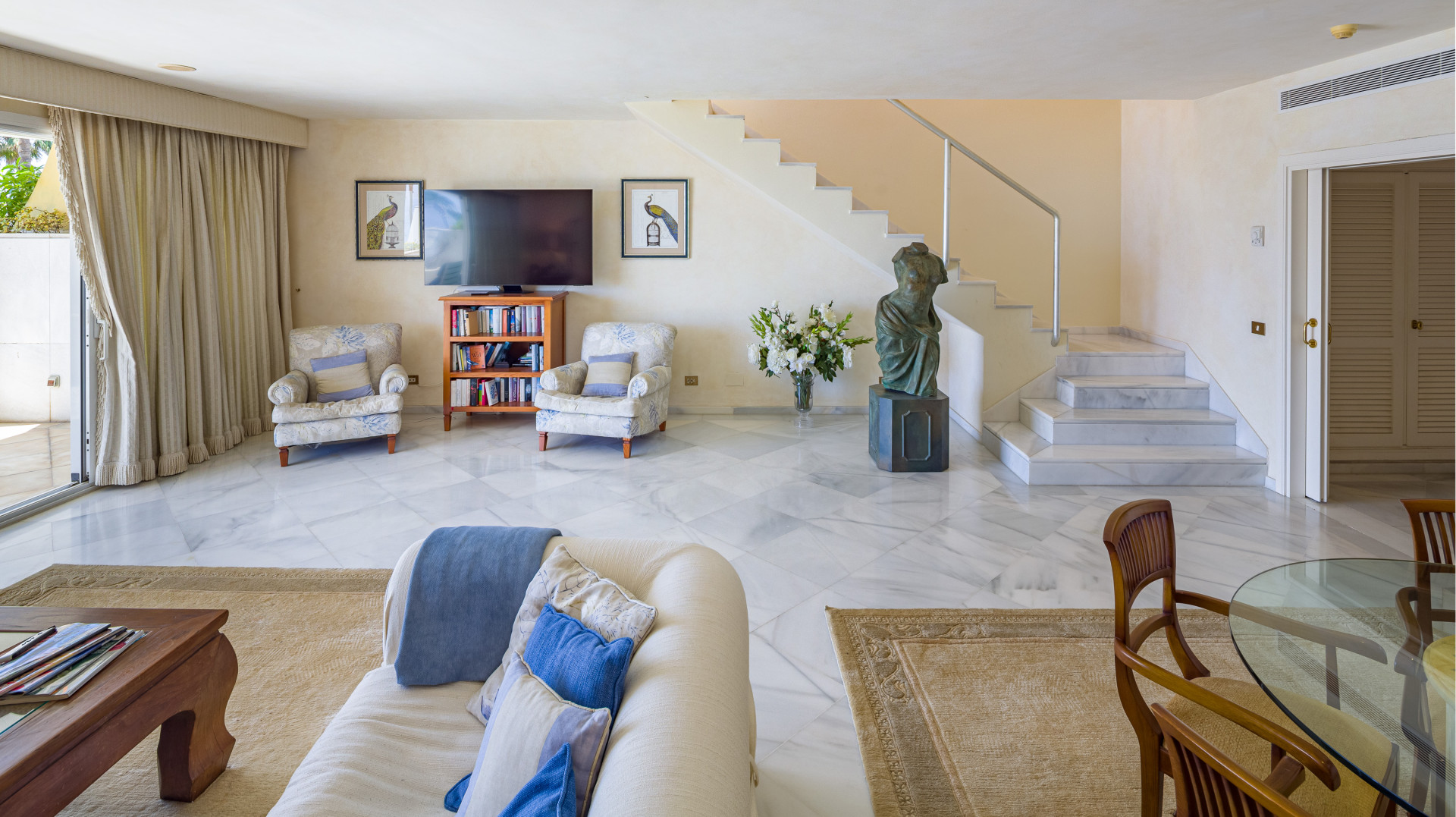 Puerto Banus Marbella penthouse 4 Bedrooms