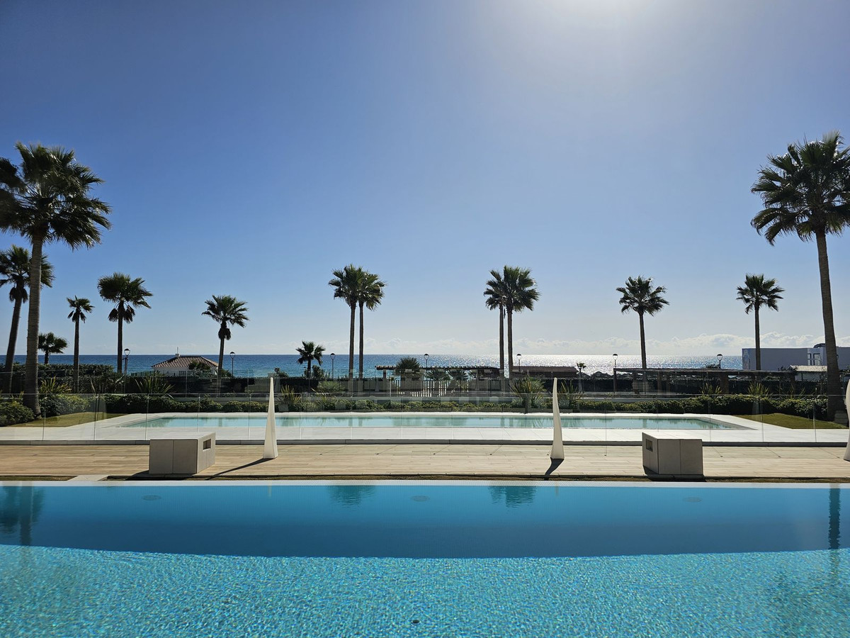 luxo-estate-11 New Golden Mile Estepona townhouse 4 Bedrooms