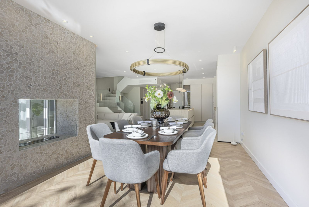 Marbella Golden Mile Marbella townhouse 5 Bedrooms