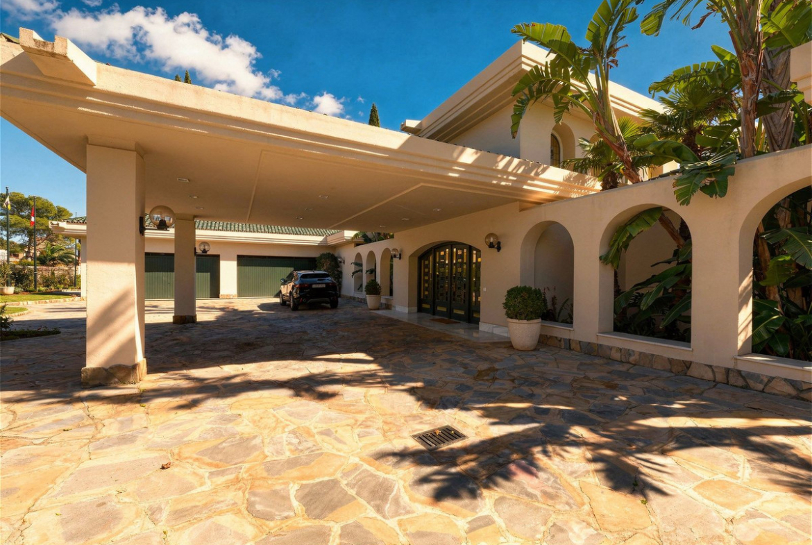 Rio Real Marbella villa 10 Bedrooms
