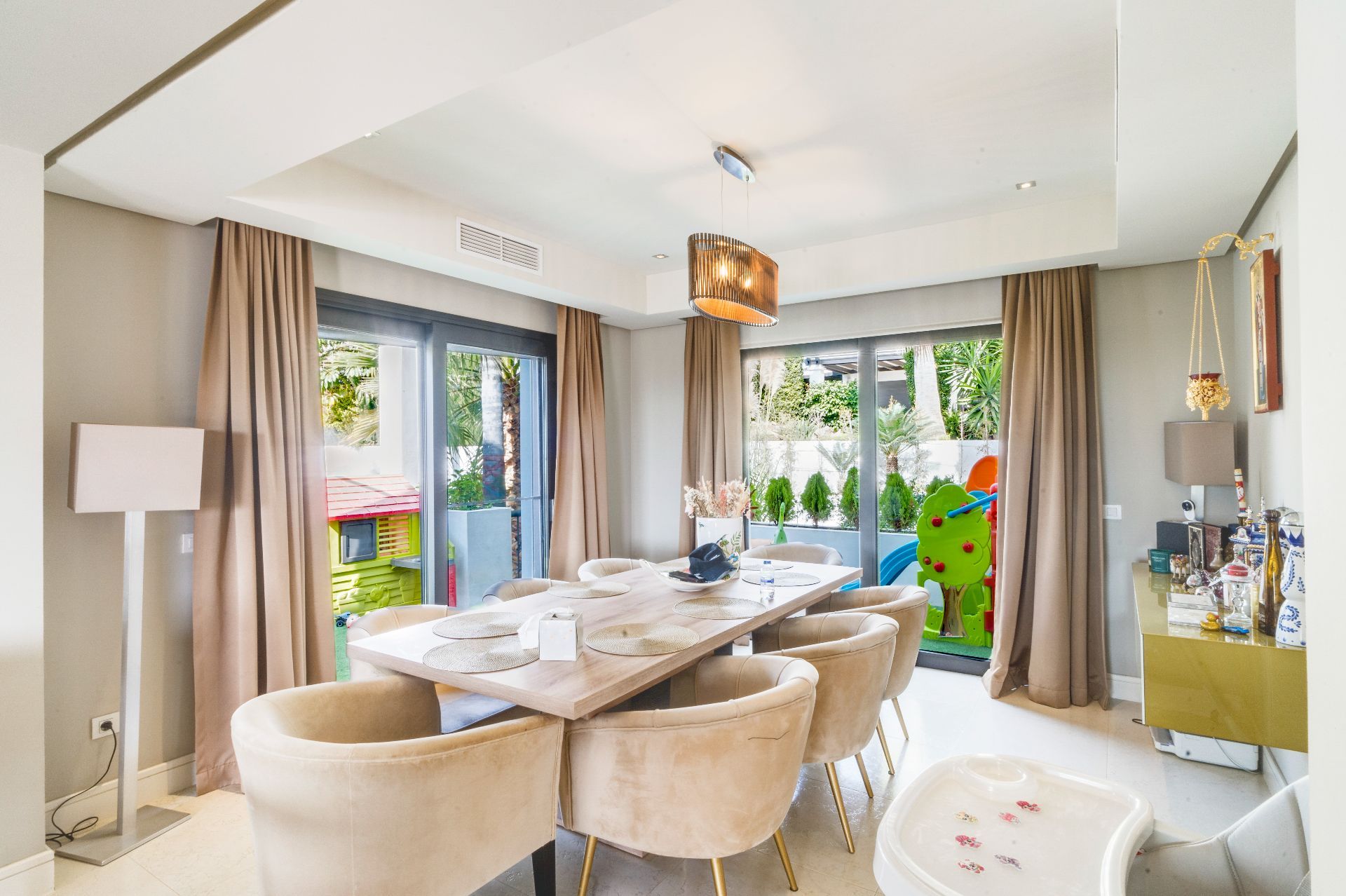 Marbella Golden Mile Marbella villa 5 Bedrooms