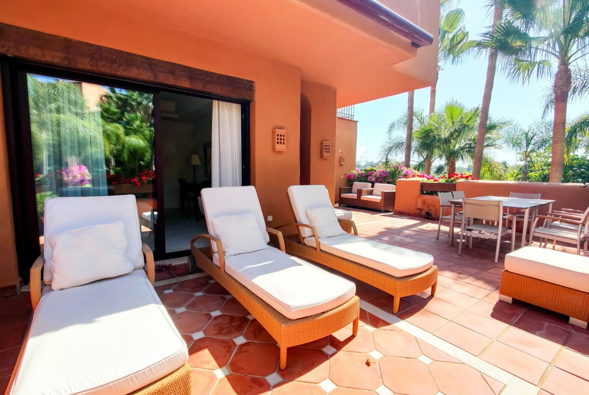 Nueva Andalucia Marbella penthouse 3 Bedrooms