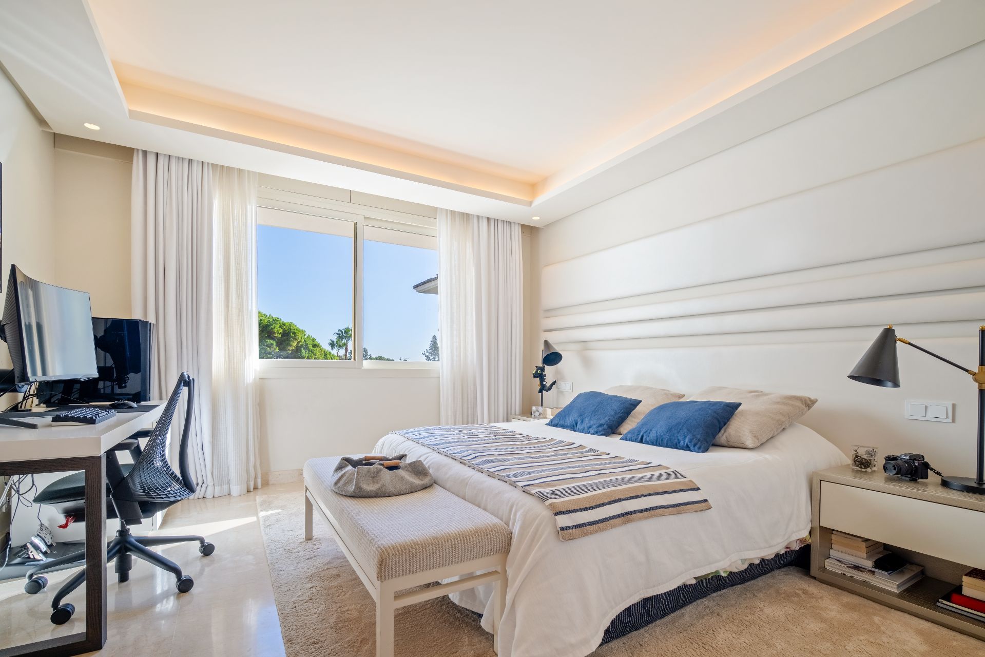 luxo-estate-11 Marbella Golden Mile Marbella apartment 4 Bedrooms