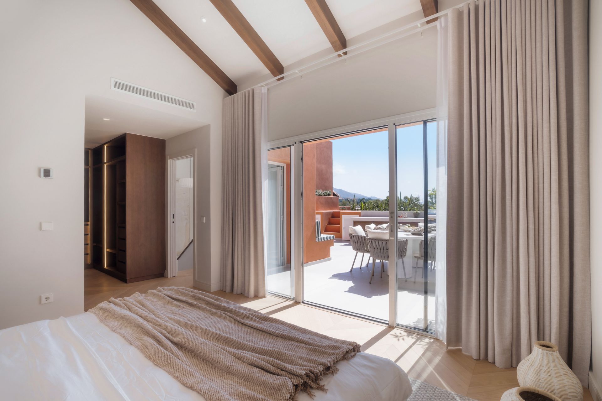 Nueva Andalucia Marbella penthouse 4 Bedrooms