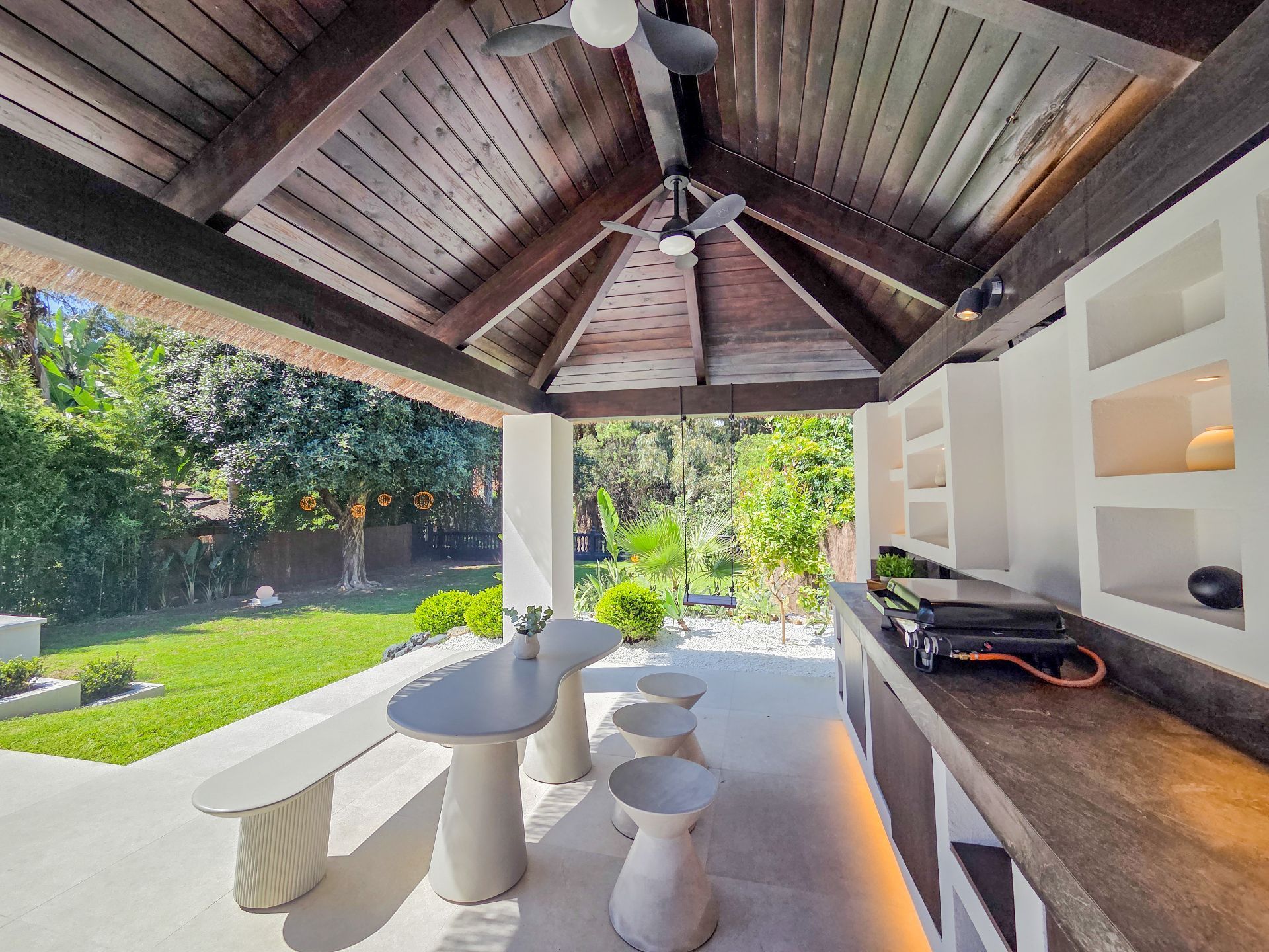 Nueva Andalucia Marbella villa 5 Bedrooms