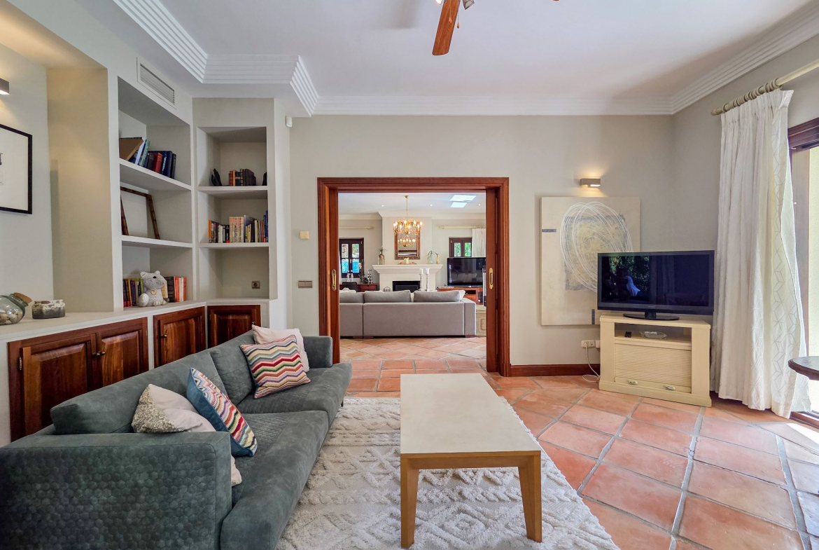 Marbella Golden Mile Marbella villa 5 Bedrooms