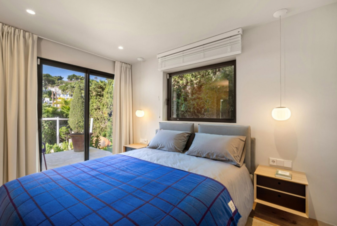 Nueva Andalucia Marbella villa 4 Bedrooms