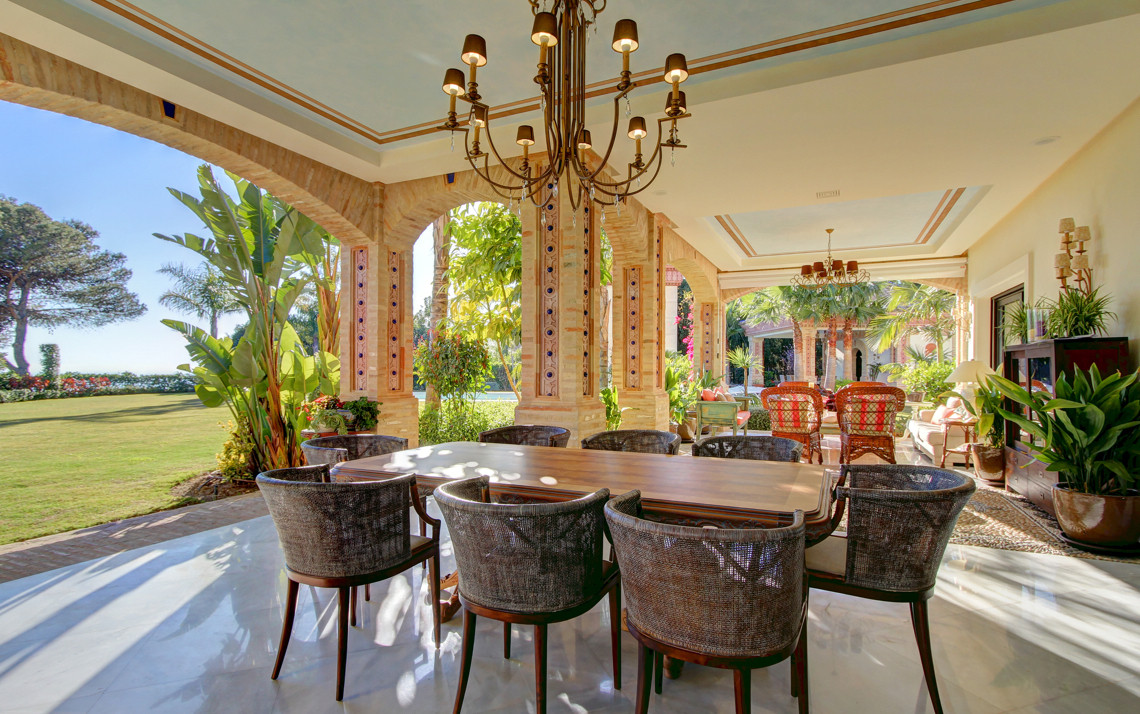 Marbella villa 6 Bedrooms