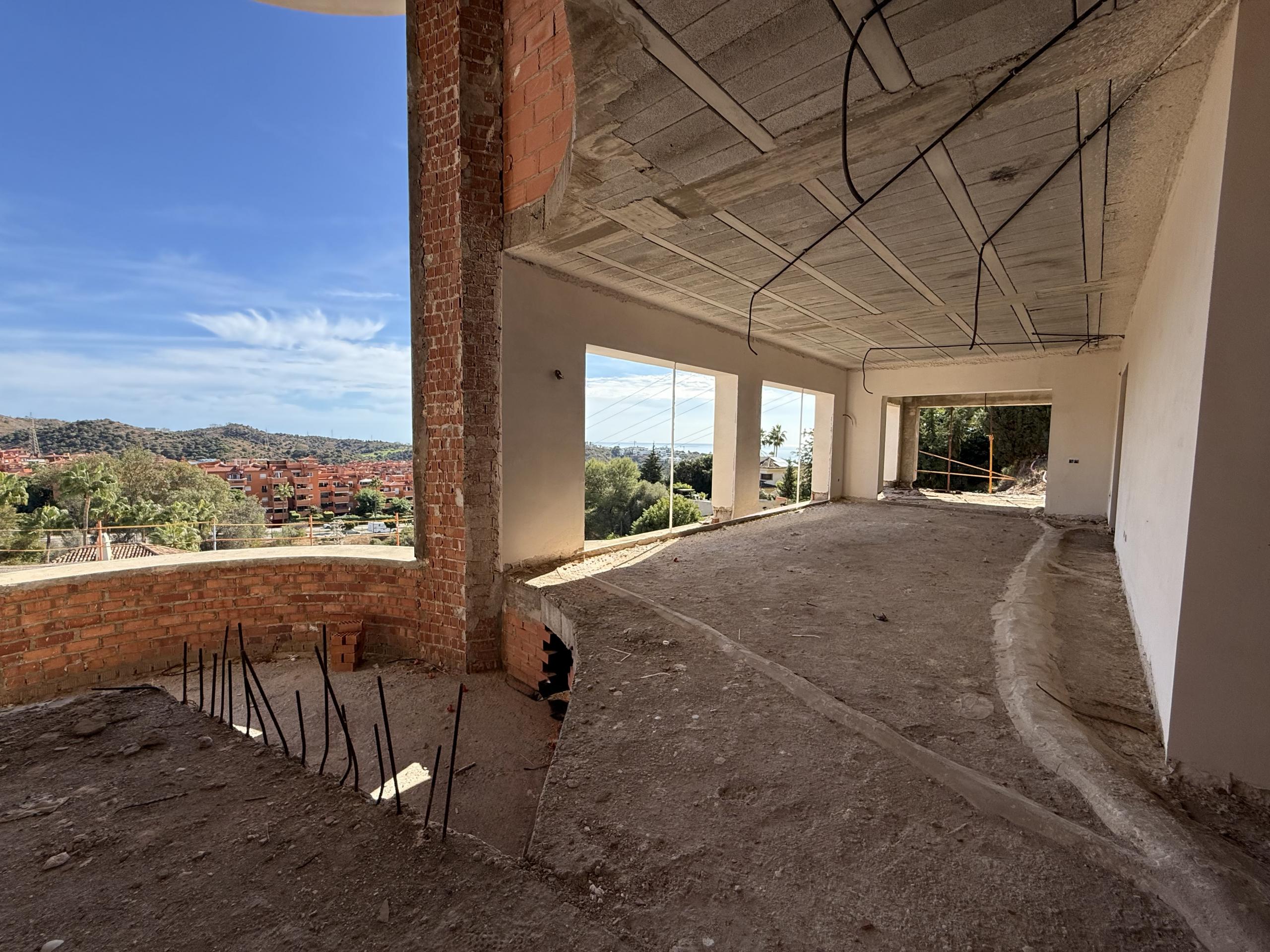 Las Chapas Marbella villa 4 Bedrooms