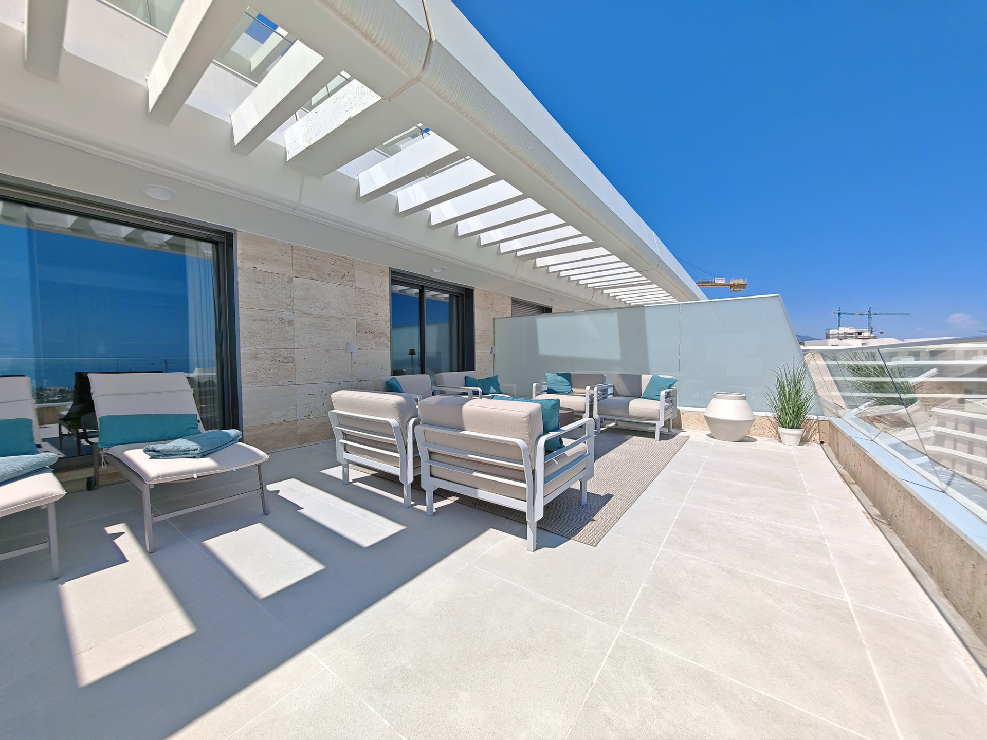 luxo-estate-11 Estepona apartment 3 Bedrooms