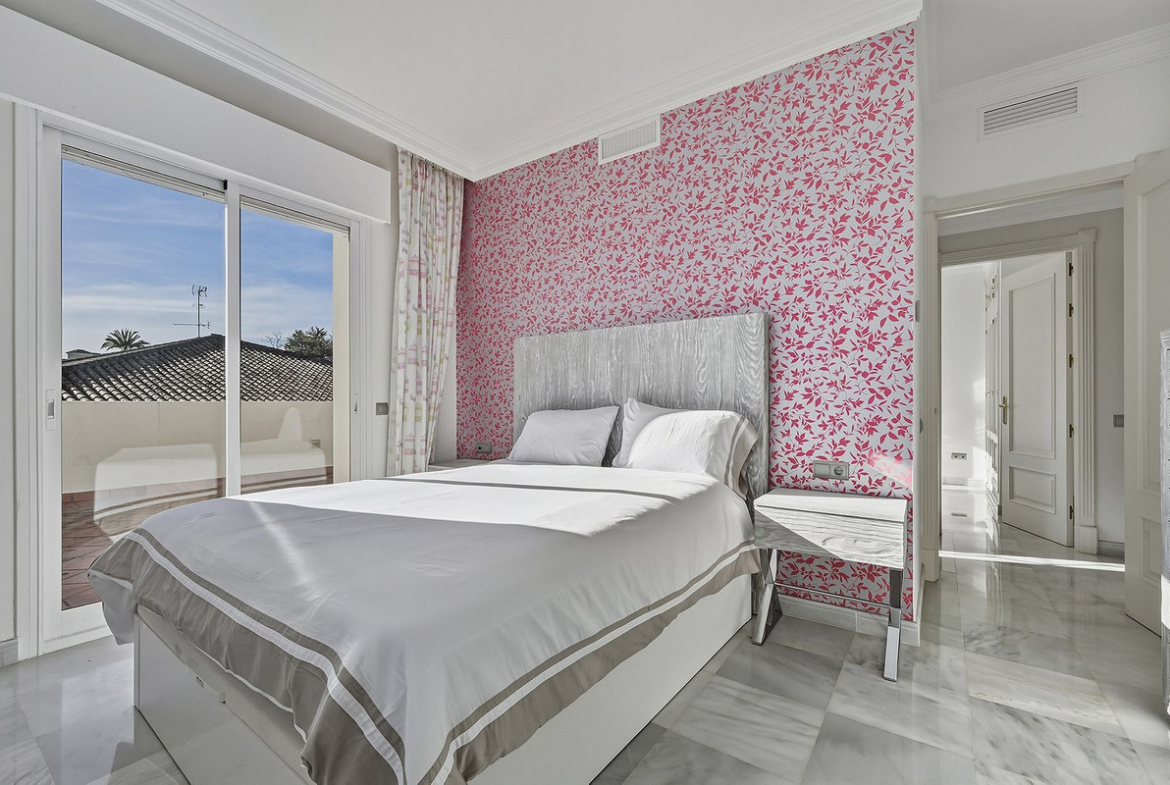 Guadalmina Alta San Pedro Alcantara villa 5 Bedrooms