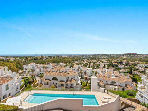 Nueva Andalucia Marbella apartment 5 Bedrooms