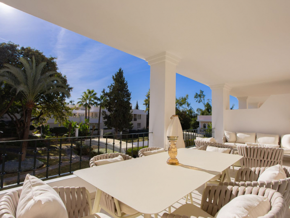 Nueva Andalucia Marbella penthouse 4 Bedrooms