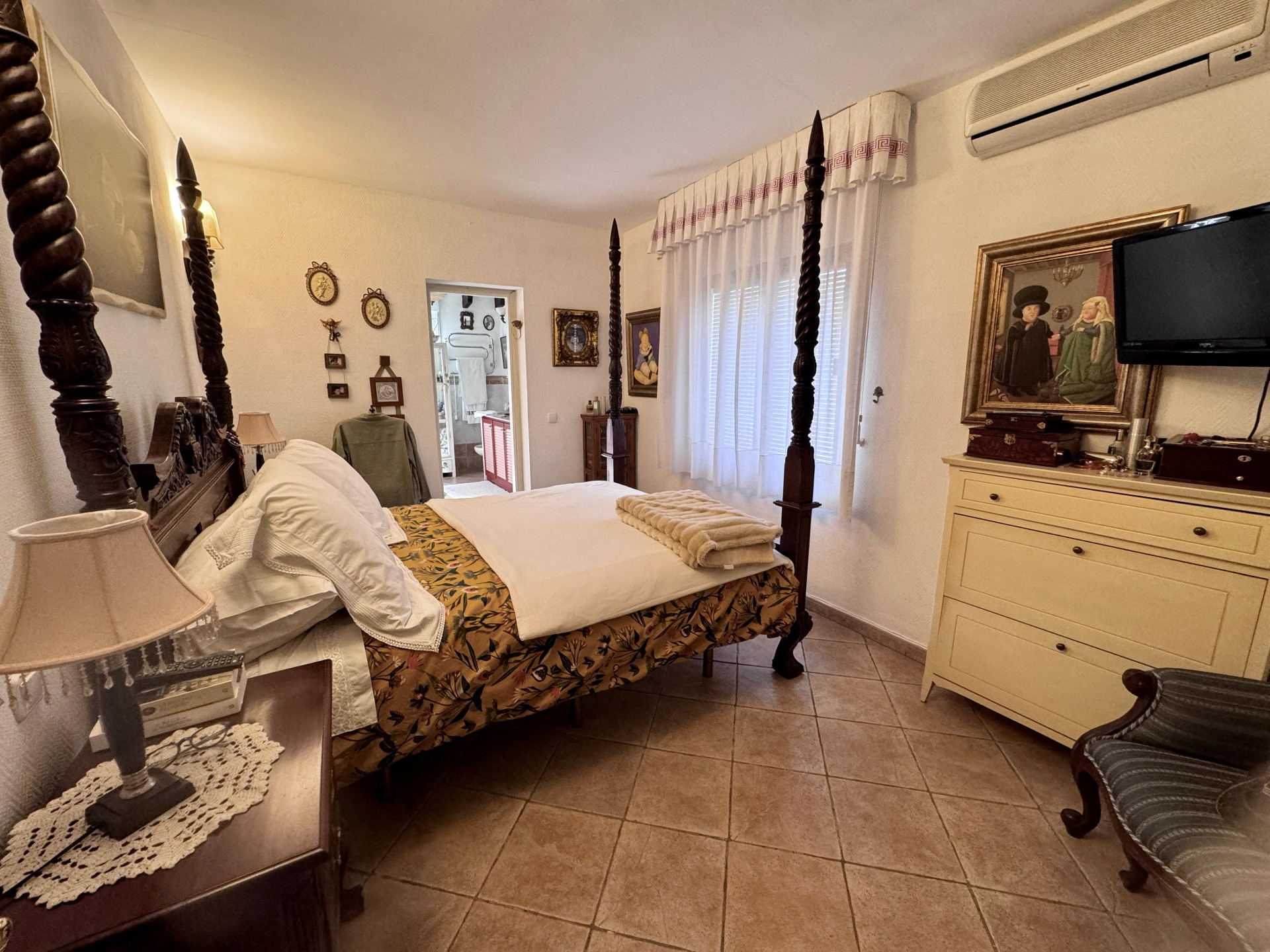 luxo-estate-12 San Pedro Alcantara villa 4 Bedrooms