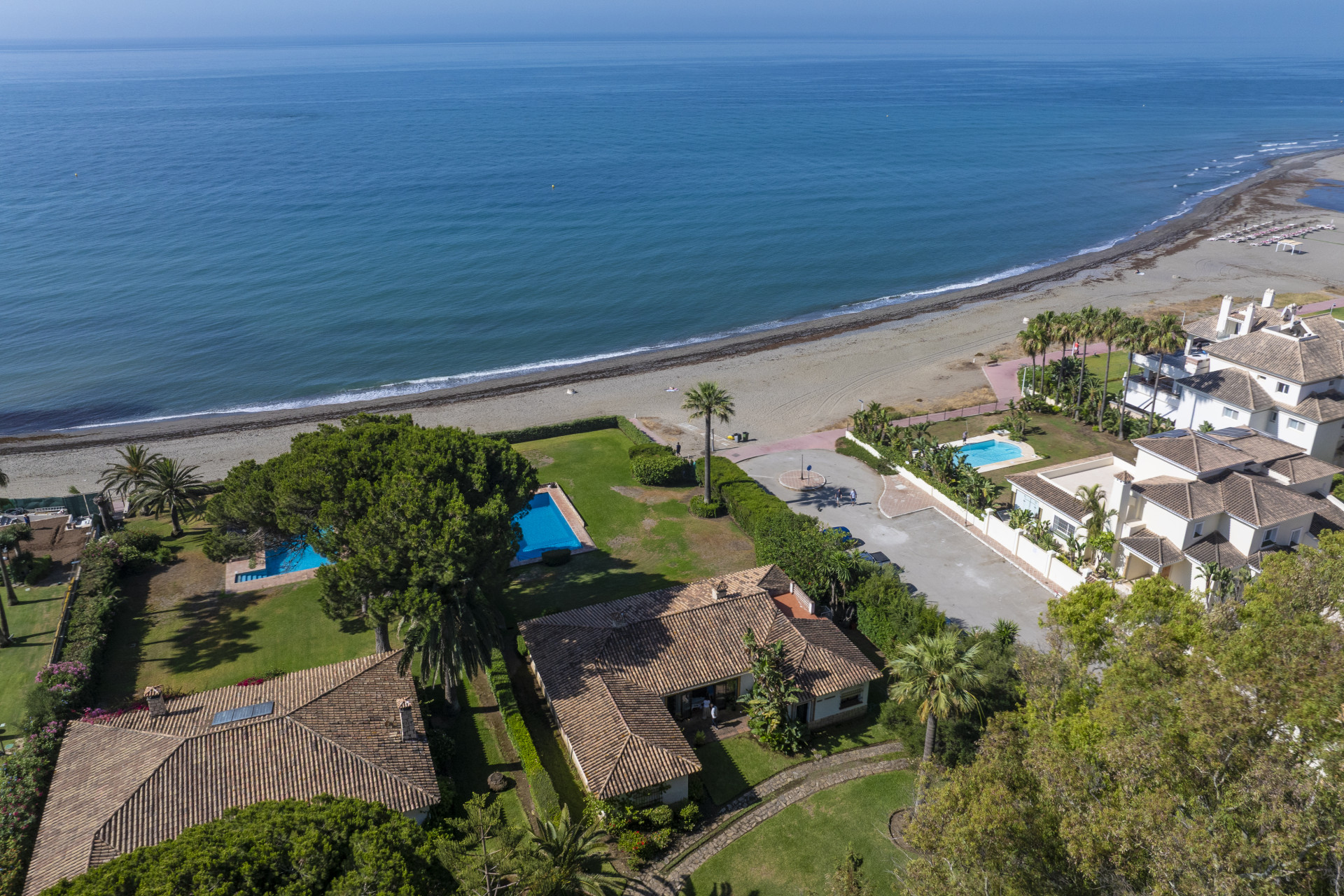 Estepona villa 5 Bedrooms