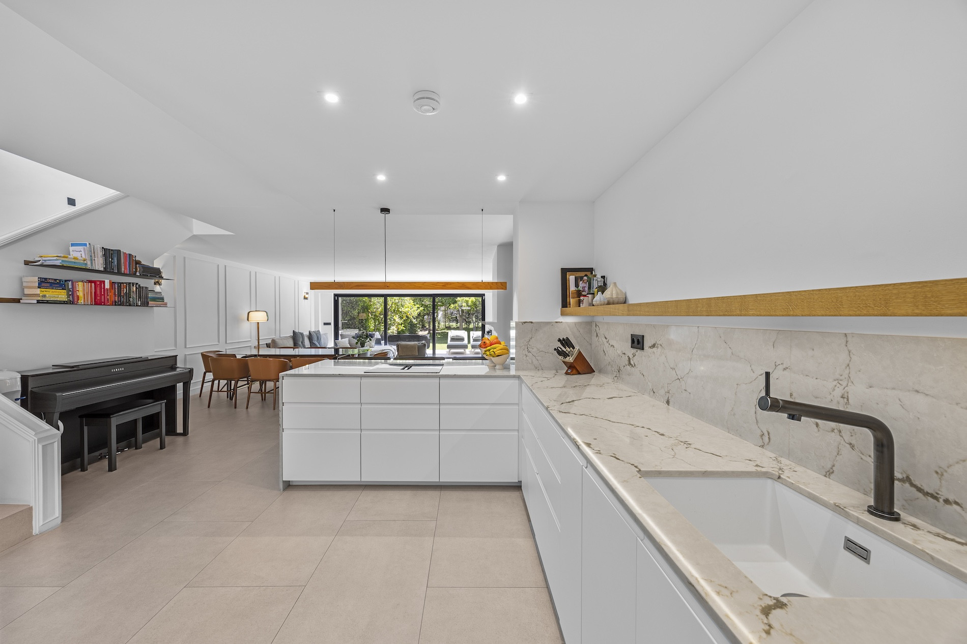 Nueva Andalucia Marbella villa 3 Bedrooms
