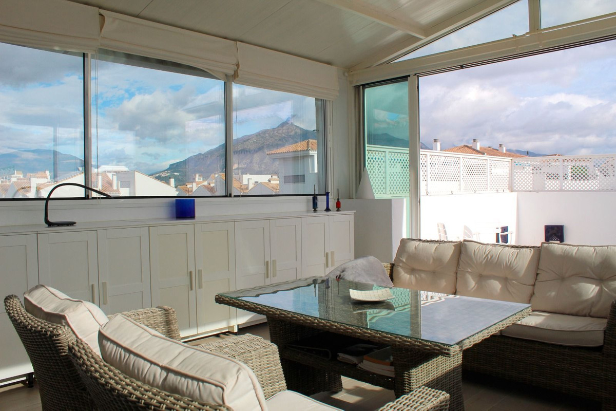 Puerto Banus Marbella penthouse 3 Bedrooms