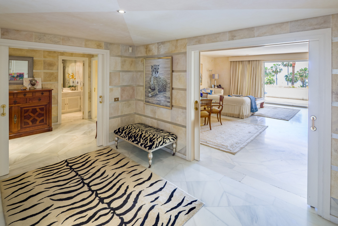 Puerto Banus Marbella penthouse 4 Bedrooms