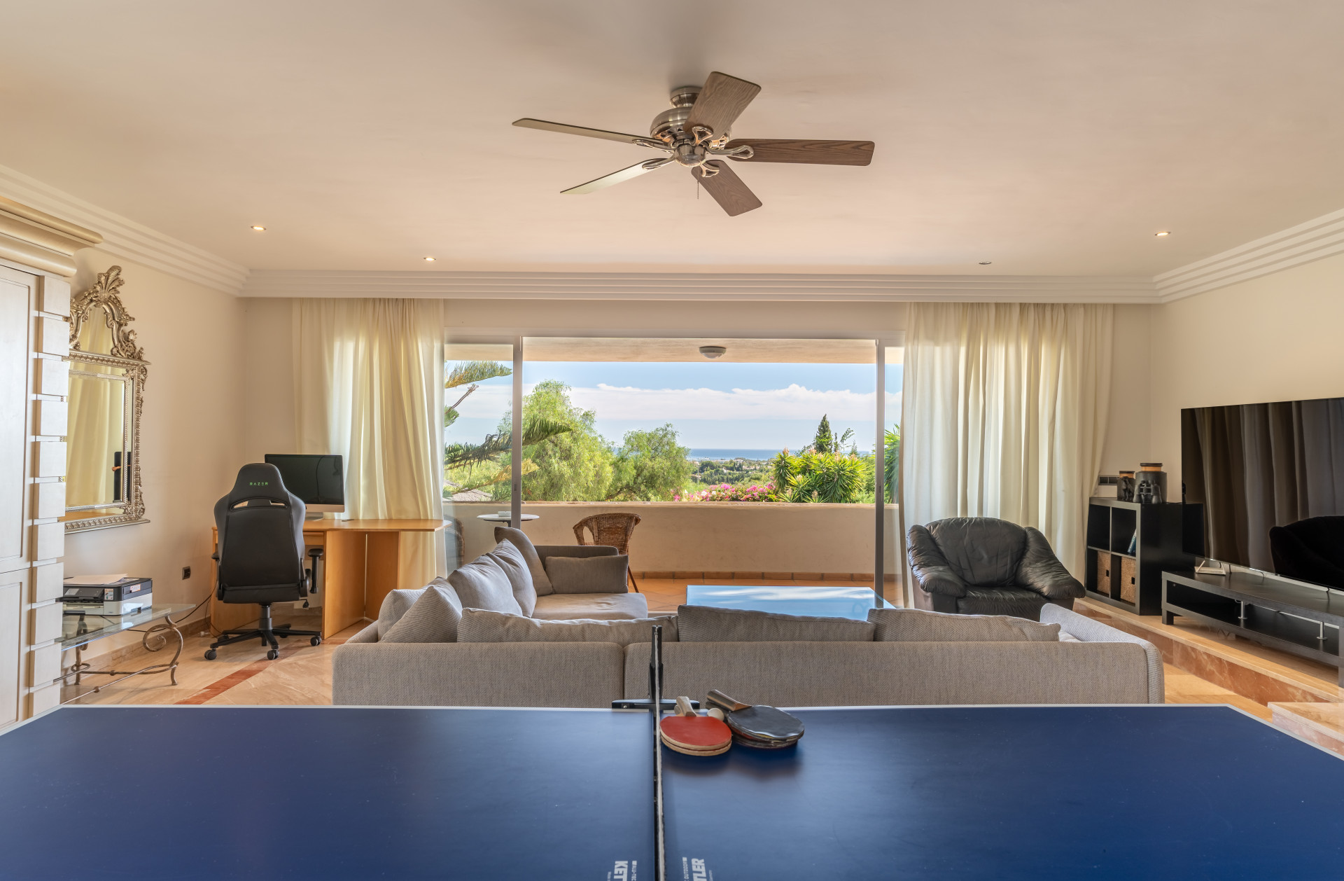 Los Almendros Benahavis villa 5 Bedrooms