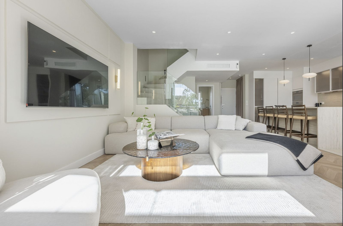 Marbella Golden Mile Marbella townhouse 5 Bedrooms
