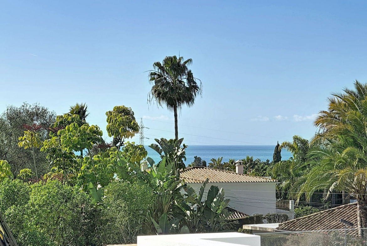 Nagueles Marbella villa 5 Bedrooms