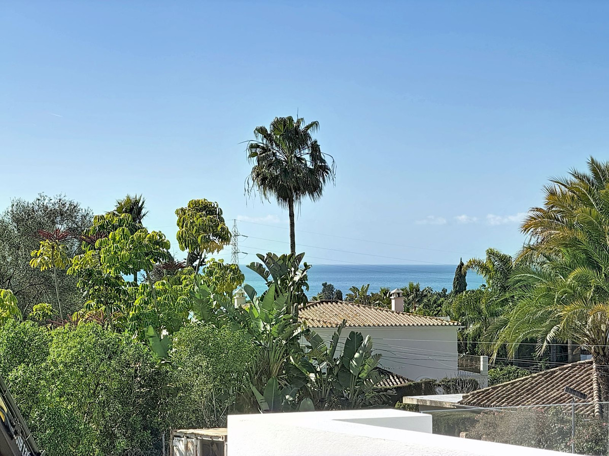 Nagueles Marbella villa 5 Bedrooms
