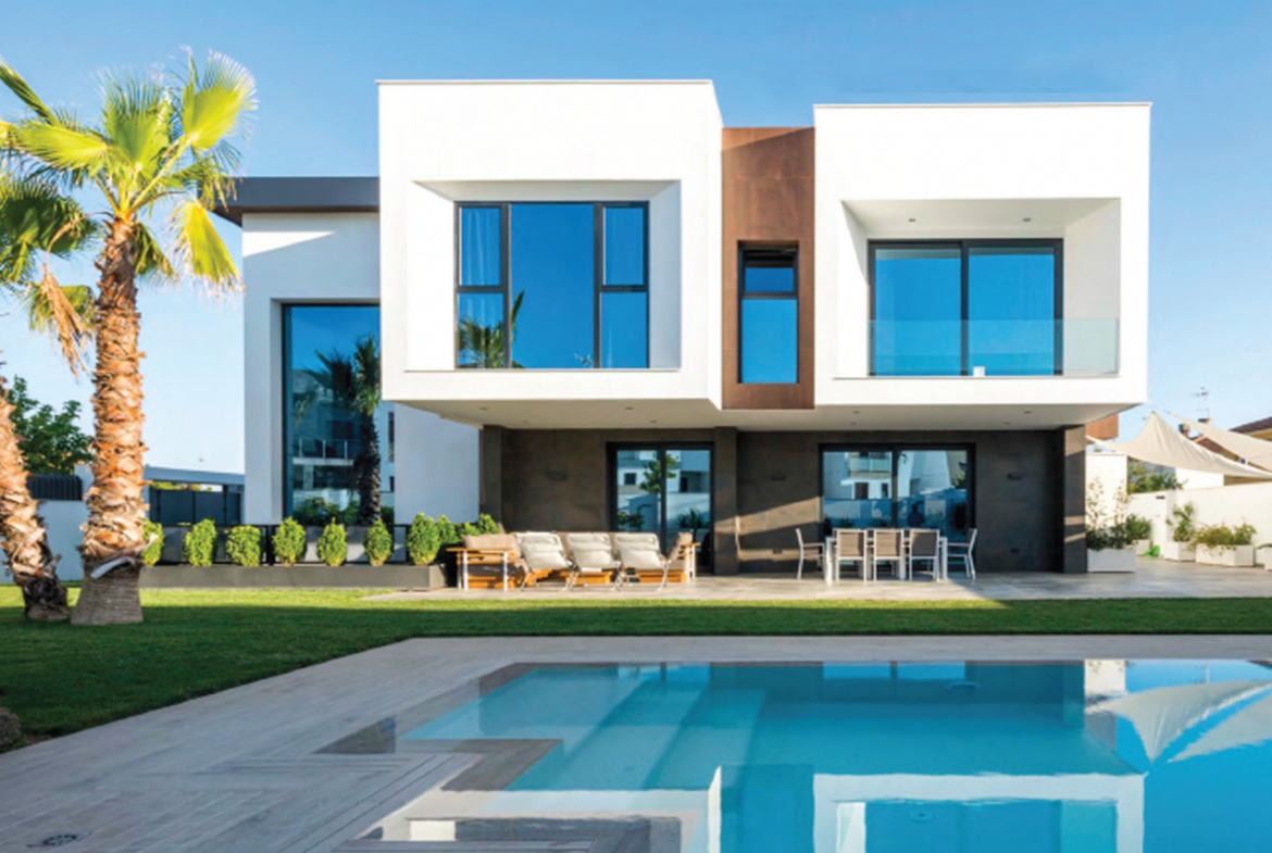 Monte Mayor Benahavis plot  Bedrooms