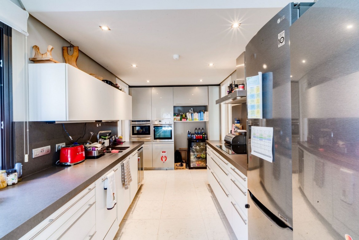 Marbella Golden Mile Marbella villa 5 Bedrooms