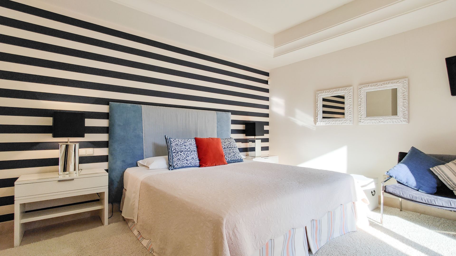 Nueva Andalucia Marbella penthouse 3 Bedrooms