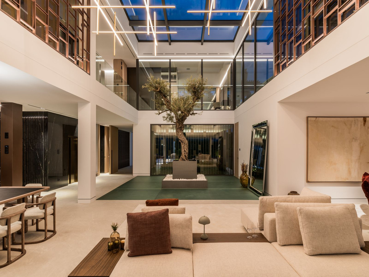 Marbella villa 5 Bedrooms