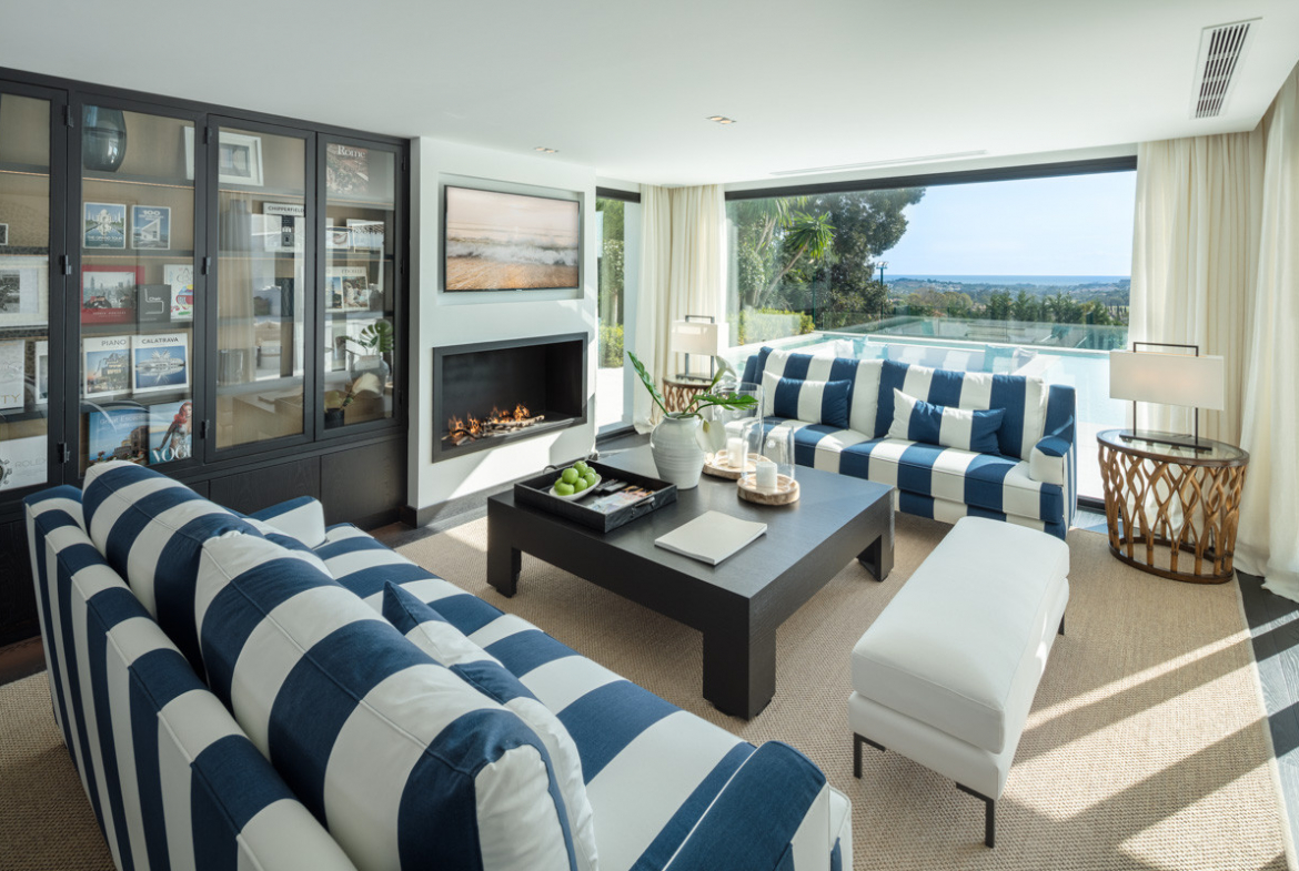 Nueva Andalucia Marbella villa 5 Bedrooms