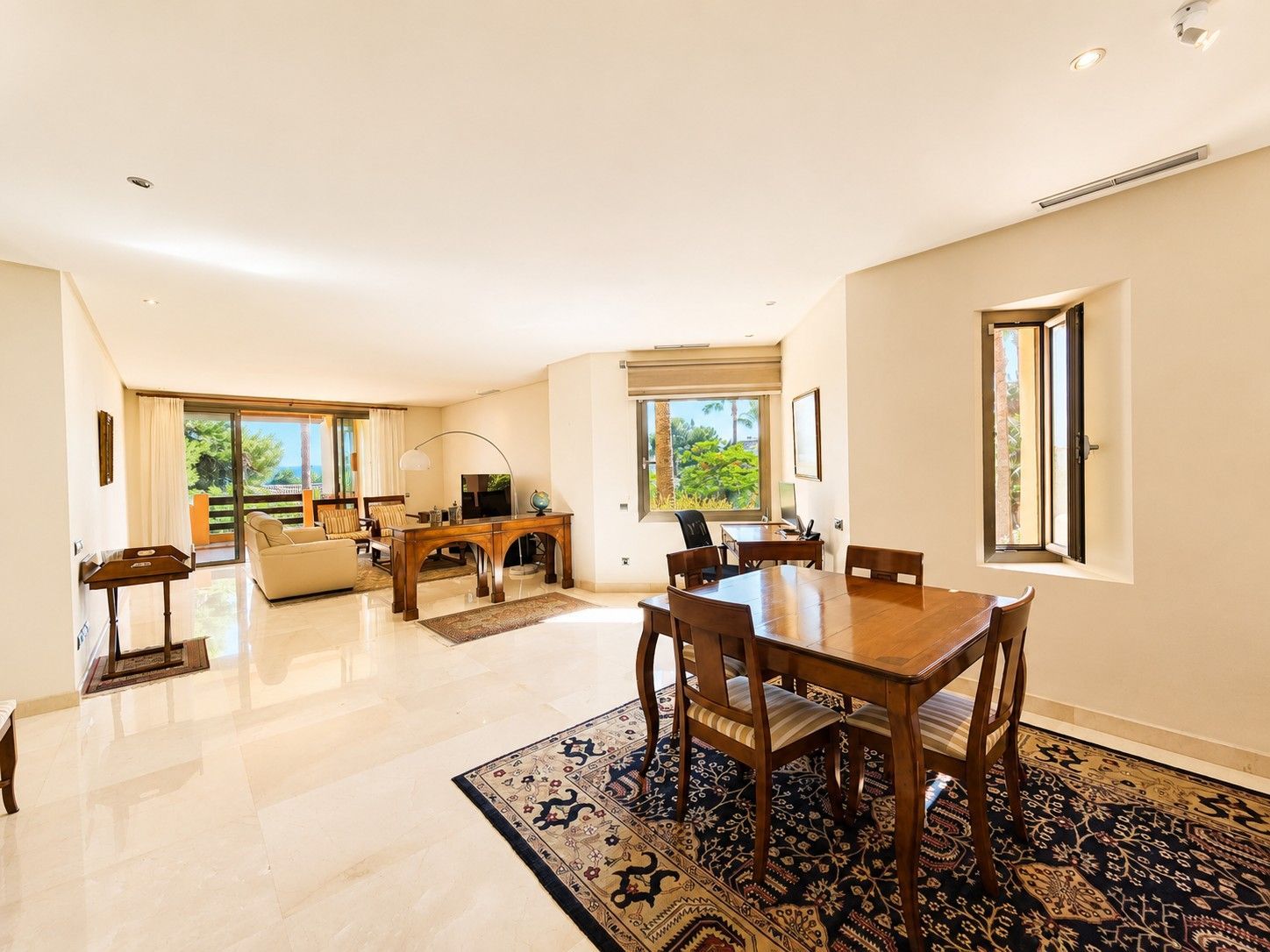 luxo-estate-12 Marbella Golden Mile Marbella apartment 2 Bedrooms