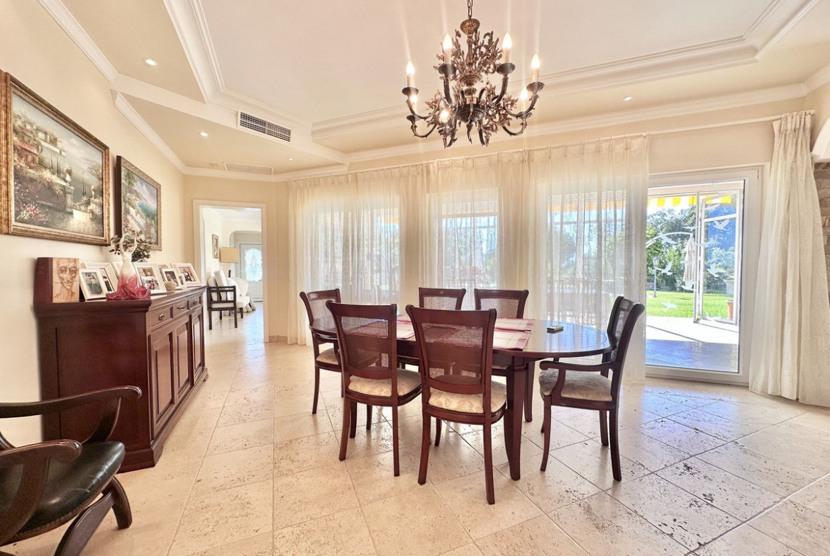 El Rosario Marbella villa 6 Bedrooms