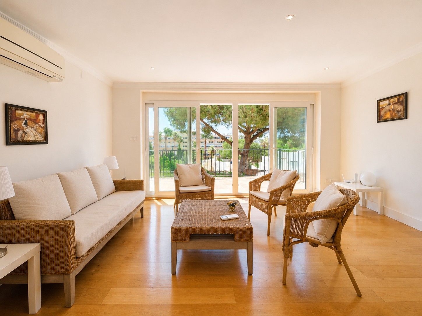 Cabopino Marbella villa 4 Bedrooms