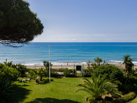 Estepona plot  Bedrooms