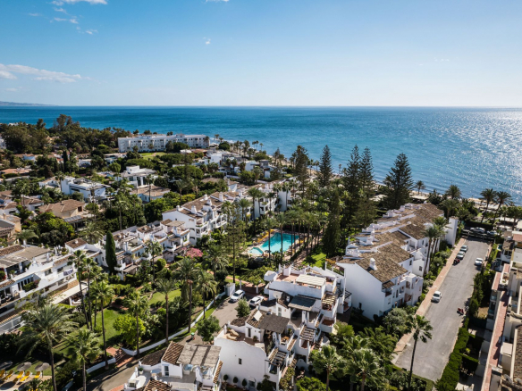 San Pedro Center San Pedro Alcantara penthouse 3 Bedrooms